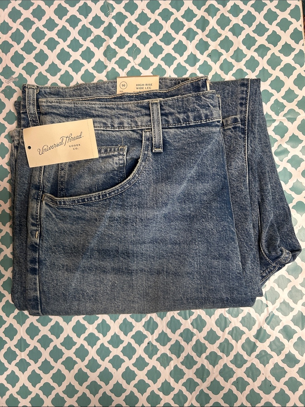 Universal Thread Light Blue High-Rise Wide Leg Jeans